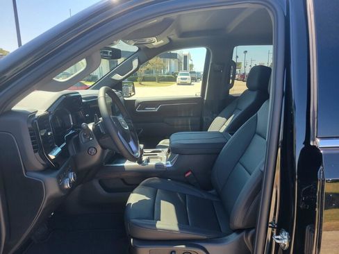 New 2026 GMC Sierra 1500 SLT w/ SLT Premium Plus Package image 10