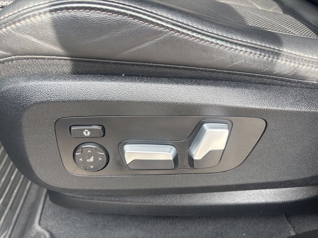 Used 2023 BMW X5 xDrive40i AWD/4WD image 7
