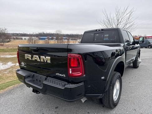 New 2026 RAM 3500 Limited image 19