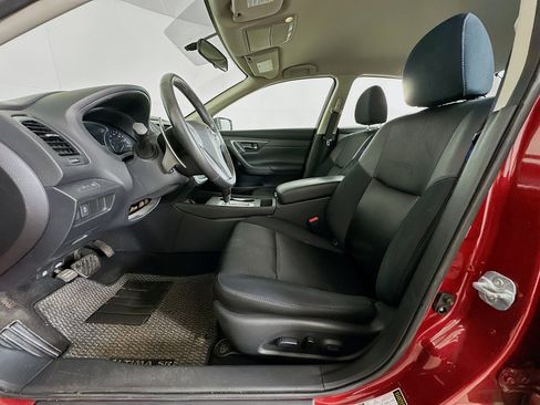Used 2017 Nissan Altima 2.5 SR image 13