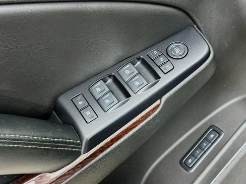 Used 2018 GMC Yukon SLT RWD image 19
