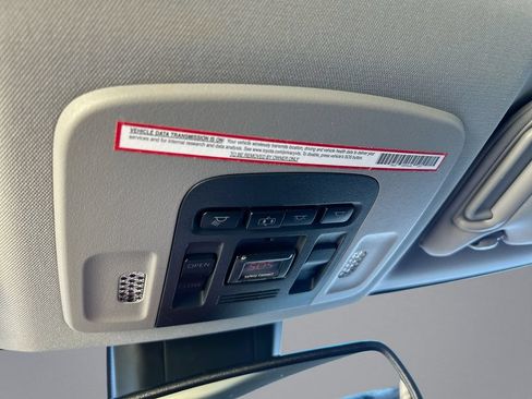 Used 2019 Toyota Camry SE FWD image 27