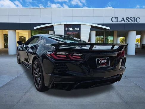 Used 2025 Chevrolet Corvette Stingray Preferred Cpe w/ Z51 Performance Package RWD image 7