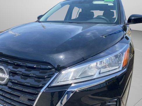 Used 2023 Nissan Kicks SV FWD image 28