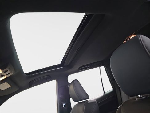 Used 2022 Lexus GX 460 Premium image 29