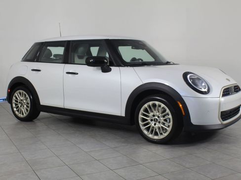 Used 2025 MINI Cooper S image 19