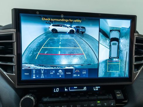 Used 2026 Toyota Sequoia Limited w/ Tow Technology Package AWD/4WD image 36