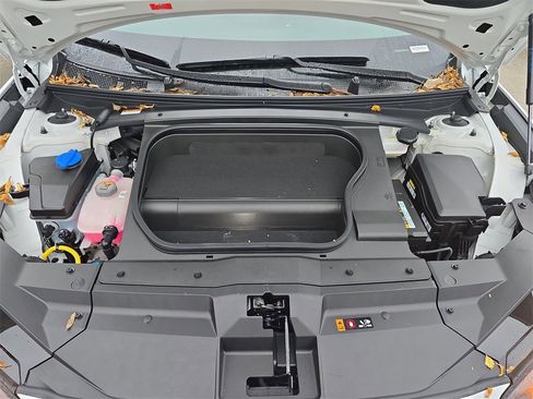 New 2025 Hyundai Ioniq 6 SE image 29