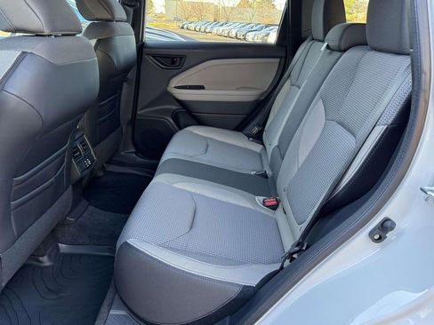 Used 2026 Subaru Forester Premium AWD/4WD image 13