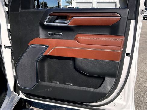 Certified 2025 GMC Sierra 1500 Denali Ultimate image 21