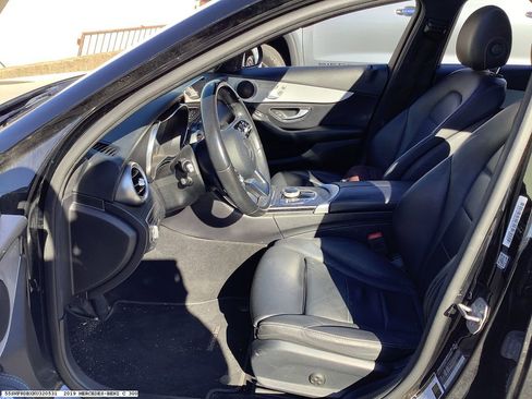 Used 2019 Mercedes-Benz C 300 Sedan image 12