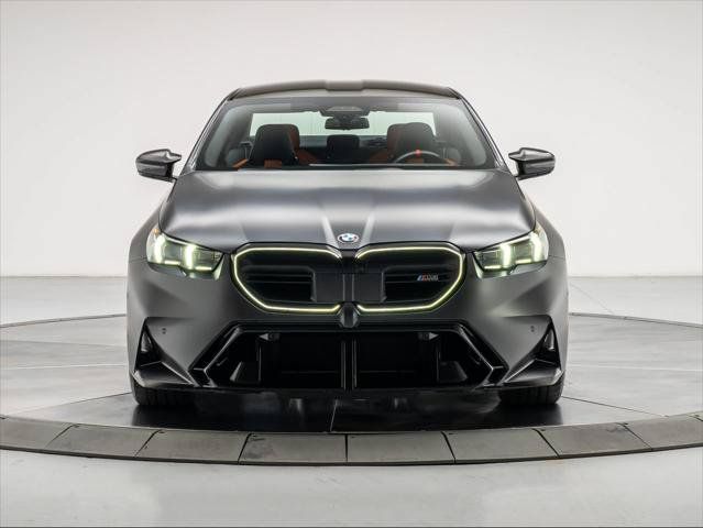 Used 2025 BMW M5 w/ Carbon Package AWD/4WD image 8