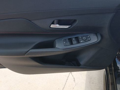 New 2026 Nissan Sentra SR w/ Floor Mat Package FWD image 14