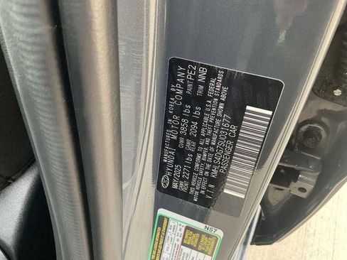 Used 2025 Hyundai Elantra SEL image 38