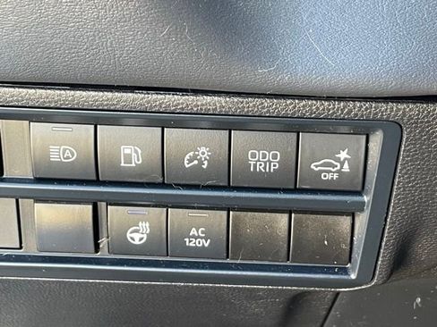 Used 2024 Toyota Sequoia Platinum image 20