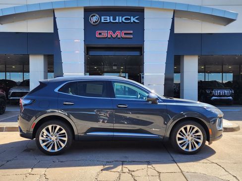 New 2026 Buick Envision Avenir image 3