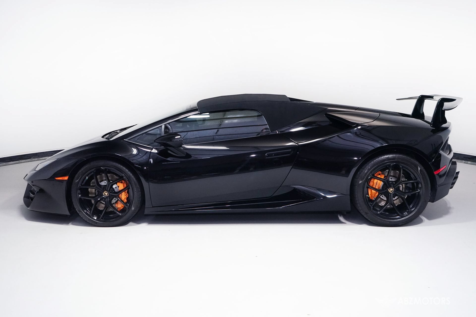 Used 2019 Lamborghini Huracan LP 580-2 RWD image 5
