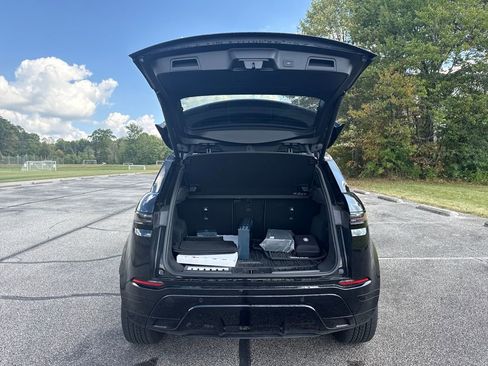 New 2025 Land Rover Range Rover Evoque Dynamic SE image 10