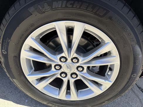 New 2025 Cadillac XT6 Luxury image 35