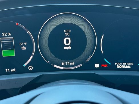 New 2026 Porsche Taycan 4S image 29