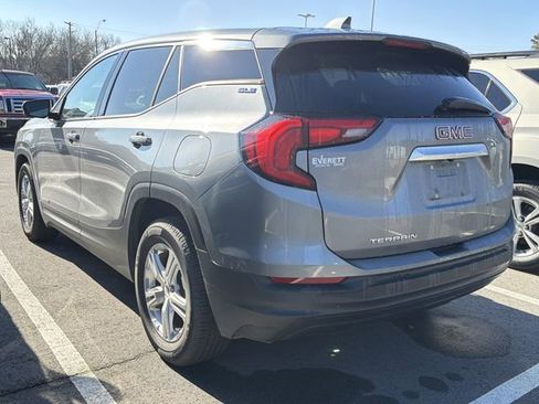 Used 2020 GMC Terrain SLE image 8