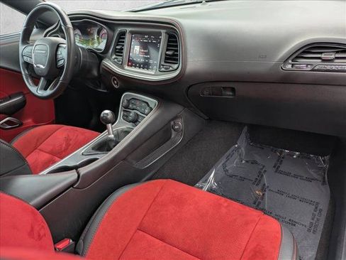 Used 2022 Dodge Challenger R/T Scat Pack w/ Shaker Package image 22