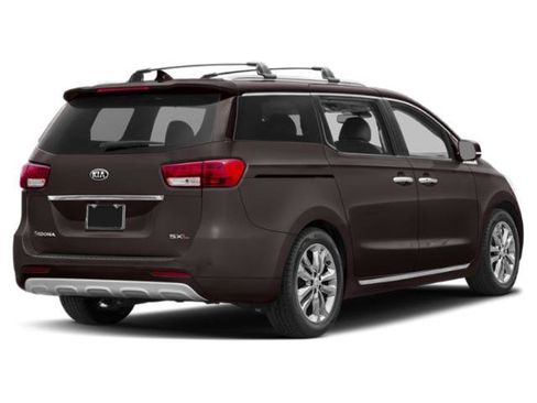 Used 2018 Kia Sedona EX image 2