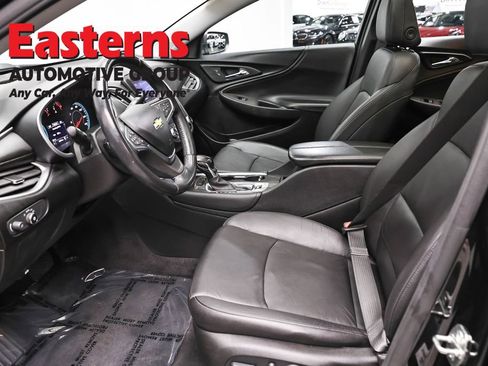 Used 2022 Chevrolet Malibu LT w/ Leather Package FWD image 14