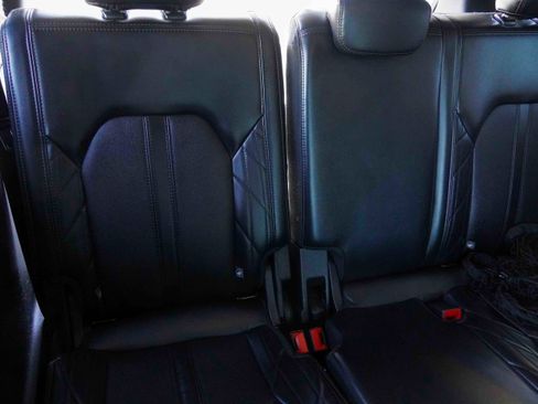 Used 2020 Ford Expedition Max Platinum image 38