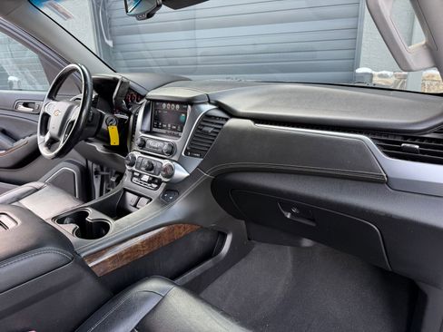 Used 2019 Chevrolet Tahoe LT image 13
