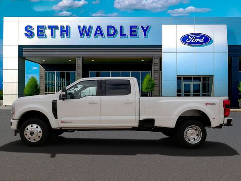 Certified 2026 Ford F450 Platinum w/ FX4 Off-Road Package AWD/4WD image 3