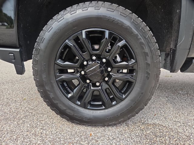 Certified 2022 GMC Sierra 2500 Denali w/ Denali Black Diamond Edition AWD/4WD image 32