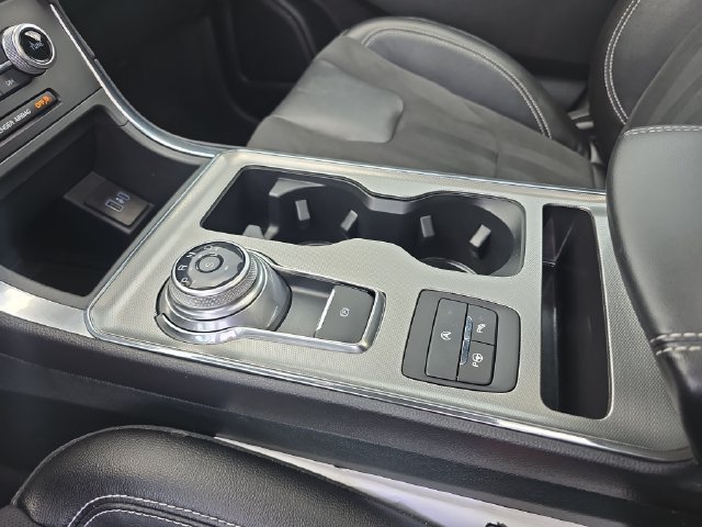 Used 2024 Ford Edge ST w/ Equipment Group 401A AWD/4WD image 25