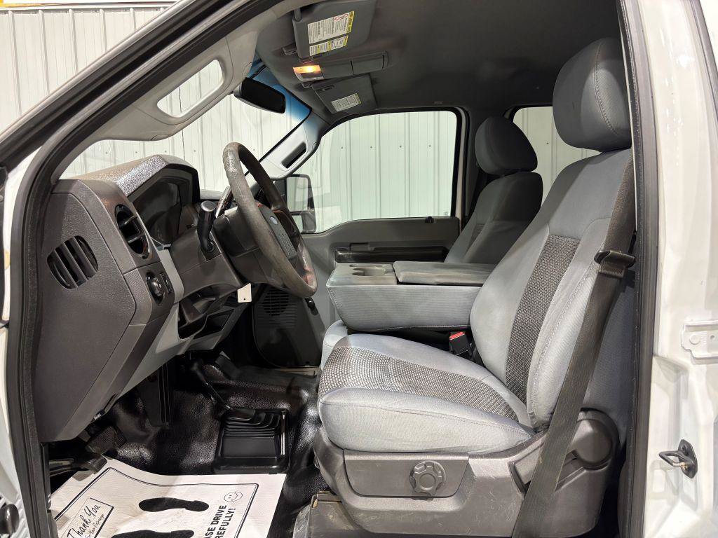 Used 2015 Ford F250 XL w/ Camper Package AWD/4WD image 11