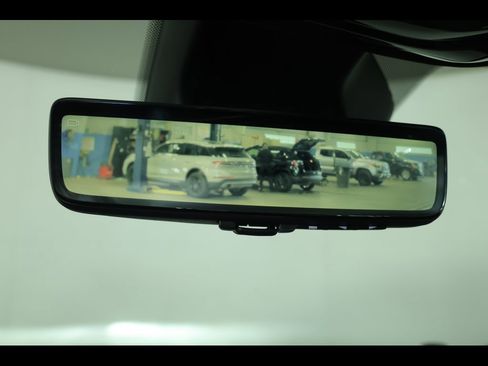 Used 2022 Jeep Grand Cherokee Overland w/ Luxury Tech Group IV image 25