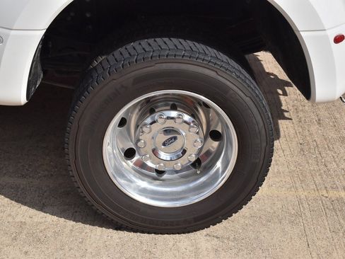 Used 2020 Ford F450 Platinum w/ FX4 Off-Road Package image 10