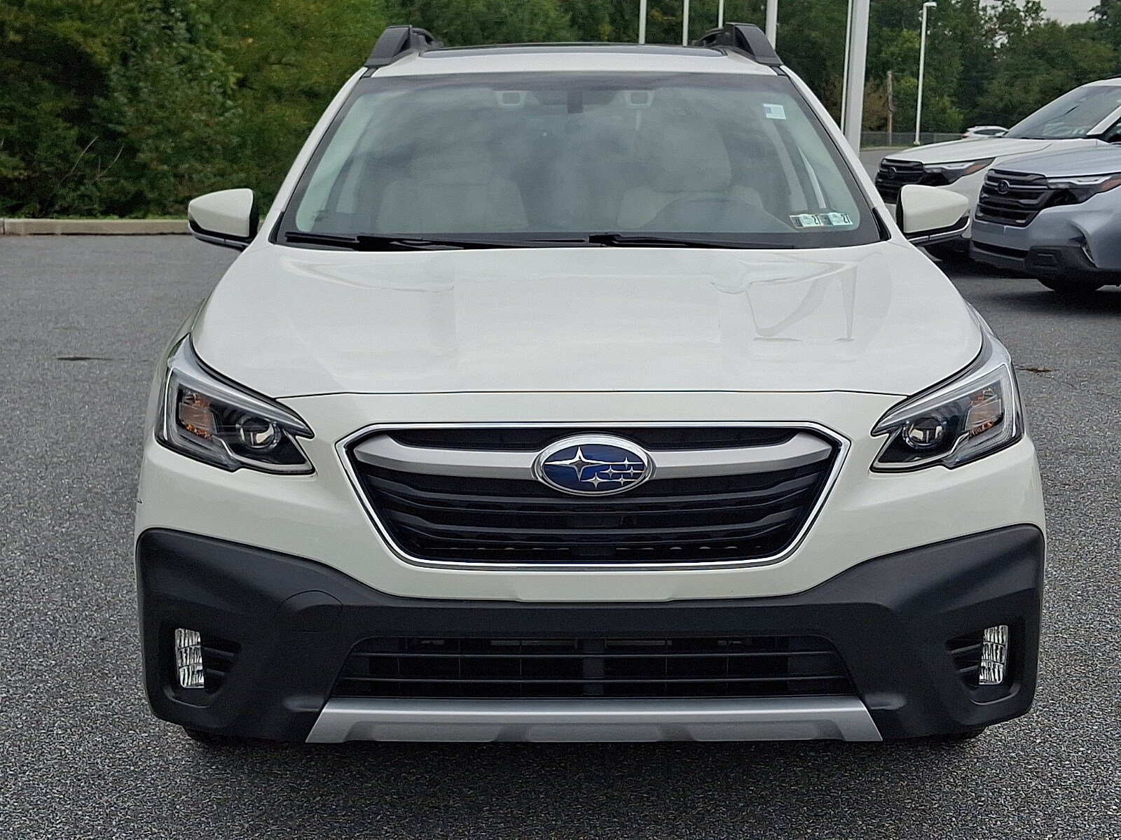 Used 2022 Subaru Outback Limited w/ Popular Package #2 AWD/4WD image 2