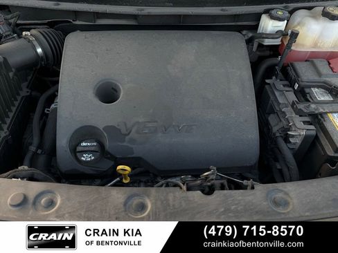 Used 2024 Buick Enclave Premium image 35