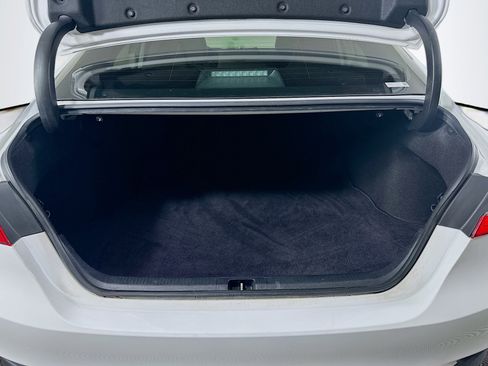 Used 2022 Toyota Camry LE image 27