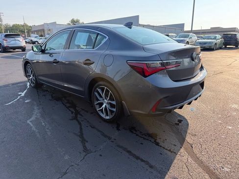 Used 2019 Acura ILX FWD image 9