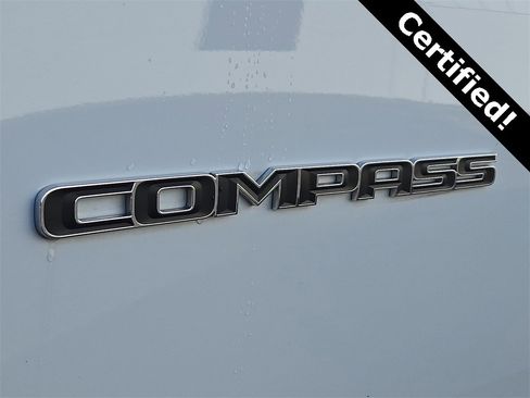 Used 2022 Jeep Compass Latitude w/ Convenience Group image 32