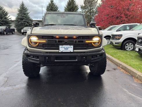 New 2025 Ford Bronco Raptor image 2