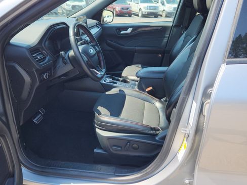 Certified 2024 Ford Escape ST-Line AWD/4WD image 18