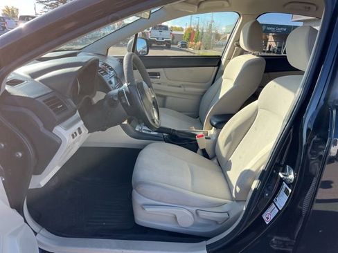 Used 2014 Subaru Crosstrek 2.0i Premium AWD/4WD image 5