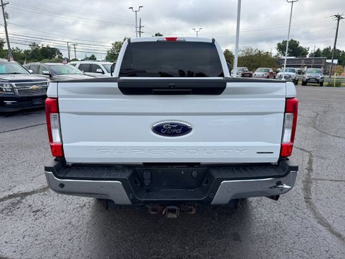 Used 2017 Ford F250 XLT AWD/4WD image 4