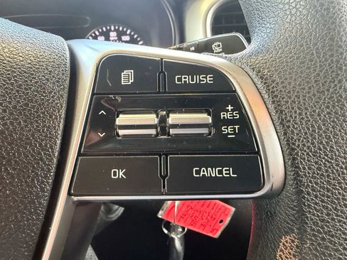 Used 2019 Kia Sorento LX image 14