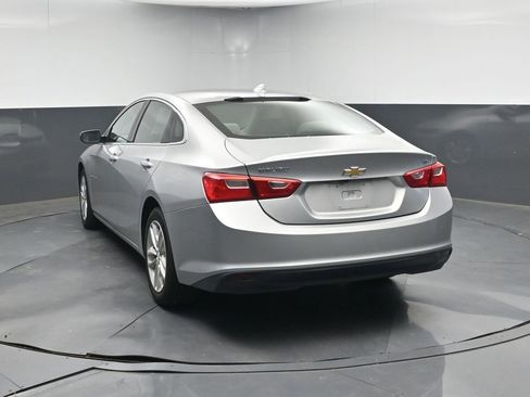 Used 2018 Chevrolet Malibu LT image 4