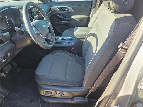 Certified 2023 Chevrolet Traverse LT image 11