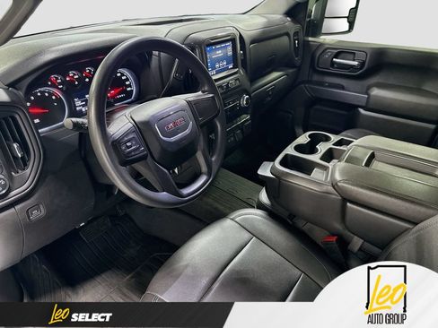Used 2022 GMC Sierra 2500 Pro w/ Convenience Package AWD/4WD image 12