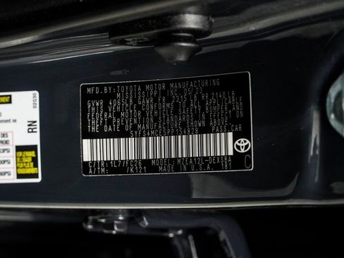 Used 2023 Toyota Corolla SE image 39